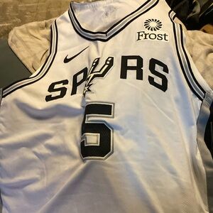 SPURS Jersey autographed by Murray new tags still on